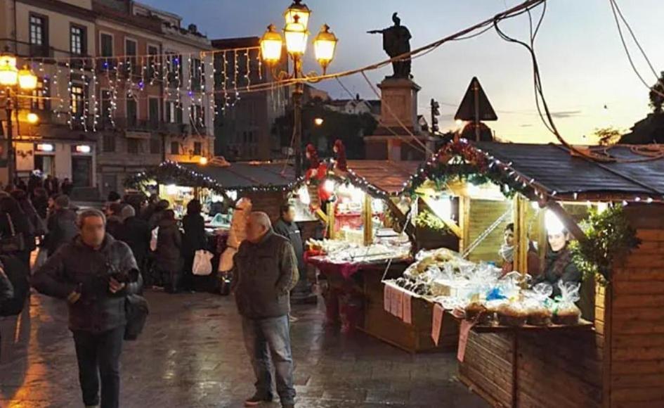 Stupenda Suite A Cagliari Piazza Galilei Exterior foto